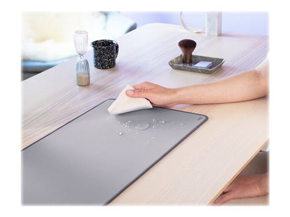 Logitech Mousepad Desk Mat Studio Series Gris