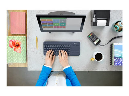 Logitech Teclado inalambrico con touchpad K400 Plus Espanol